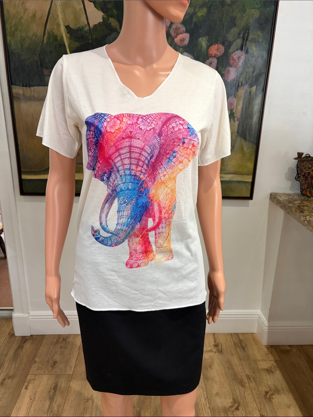 N&P Shop t-shirt with elephant